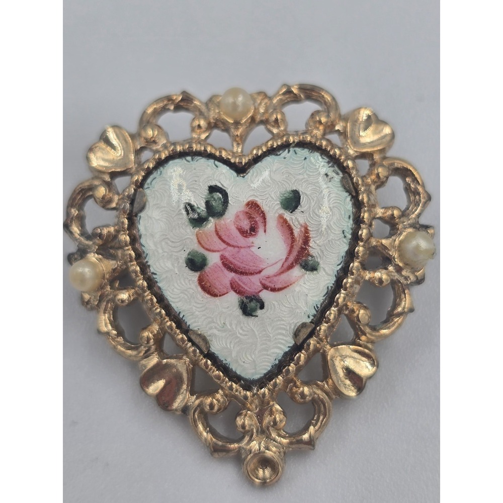 Vintage Coro Pegasus Guilloche Heart Brooch Pin Gold Tone Enamel Rose Signed